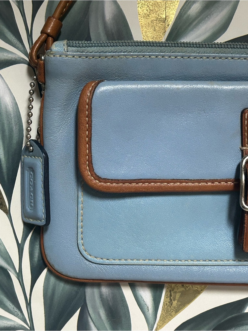 Vintage Coach Hamptons Spectator Leather Wristlet - Picture 3 of 14